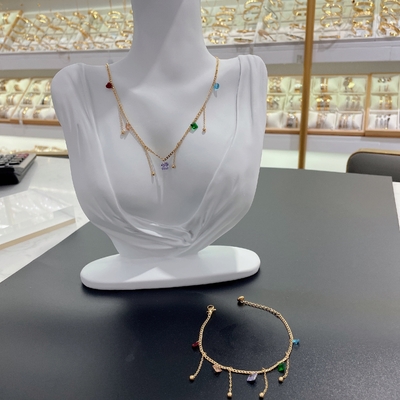 Nova Chegada Moderna High Polish mais recente dourado de cor de aço inoxidável brincos, colar, pulseiras para senhoras