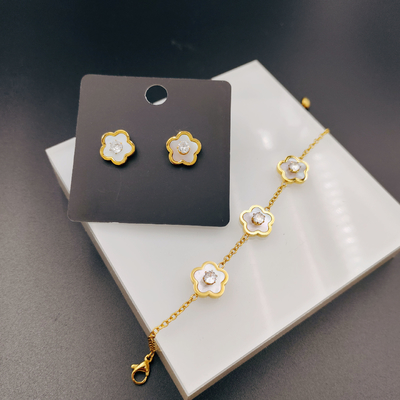 Nova Chegada Moderna High Polish mais recente de cor dourada brincos de aço inoxidável, colar, conjuntos de pulseiras com concha para senhora