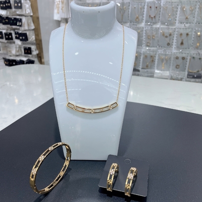 2024 Novos conjuntos de jóias de aço inoxidável à moda e à prova d'água, ouro 18K, presente de luxo, por atacado